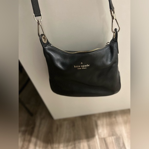 Kate Spade • Black Shoulder Bag • Excellent Condition! - Picture 4 of 5